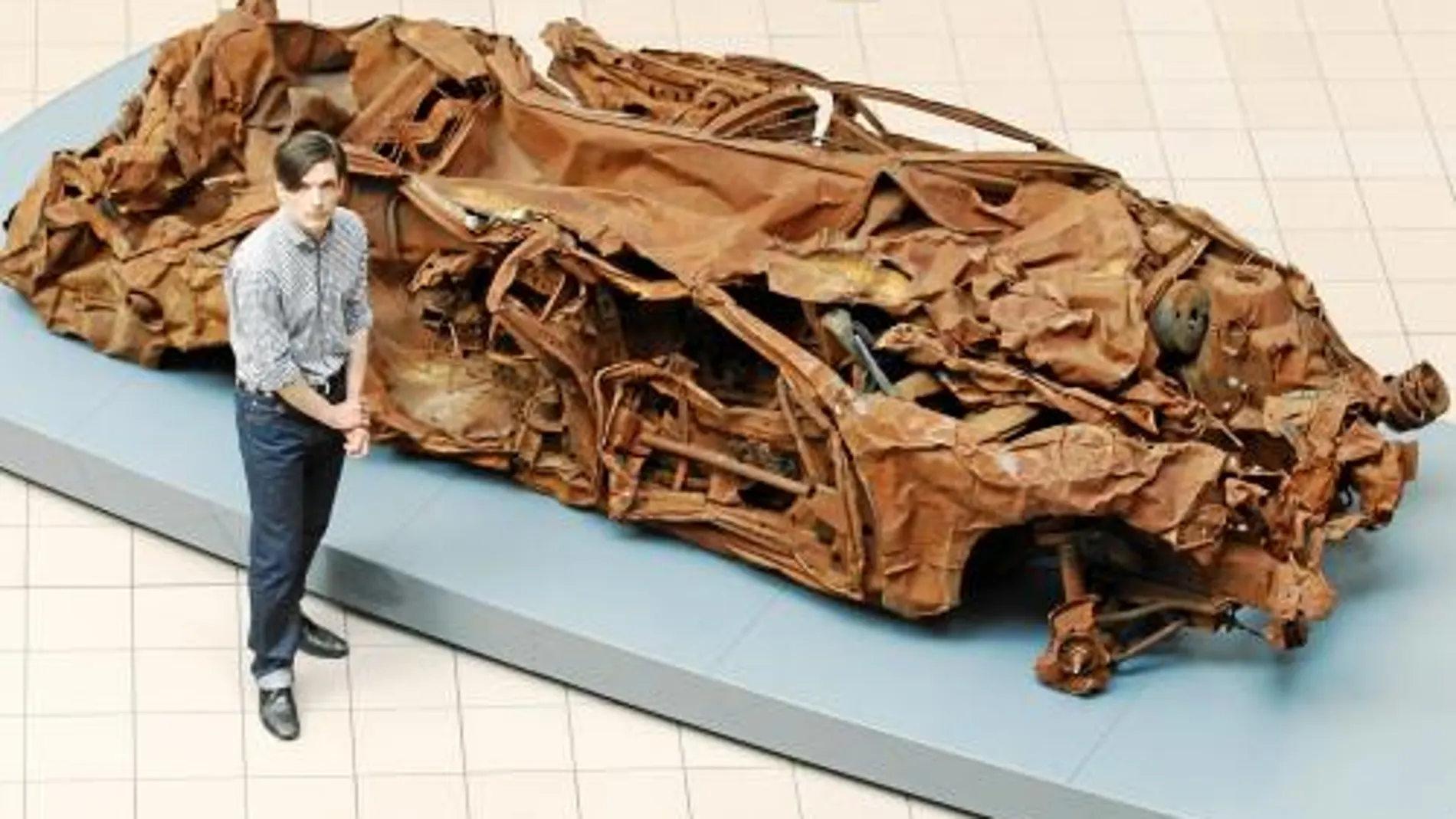 Un coche bombardeado en Irak, nueva pieza del Museo Imperial de la Guerra británico