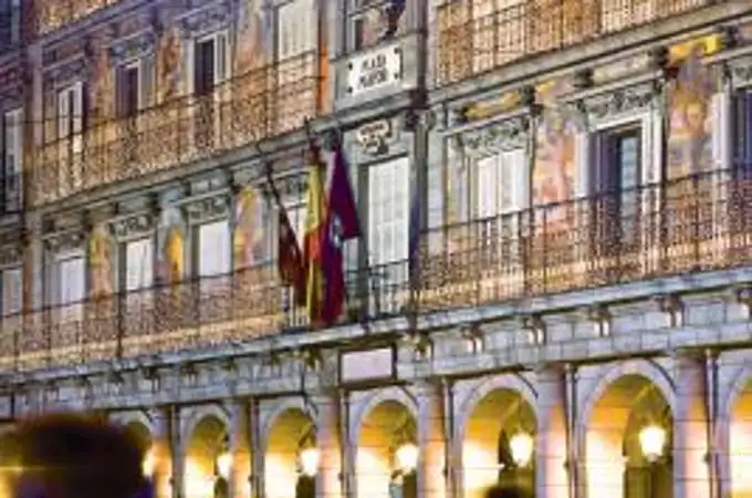 Madrid: «Shopping» bajo la mejor iluminación de Navidad Madrid: «Shopping» bajo la mejor iluminación de Navidad