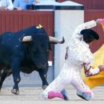 El madrileño Miguel Abellán a portagayola ante su segundo toro de la tarde