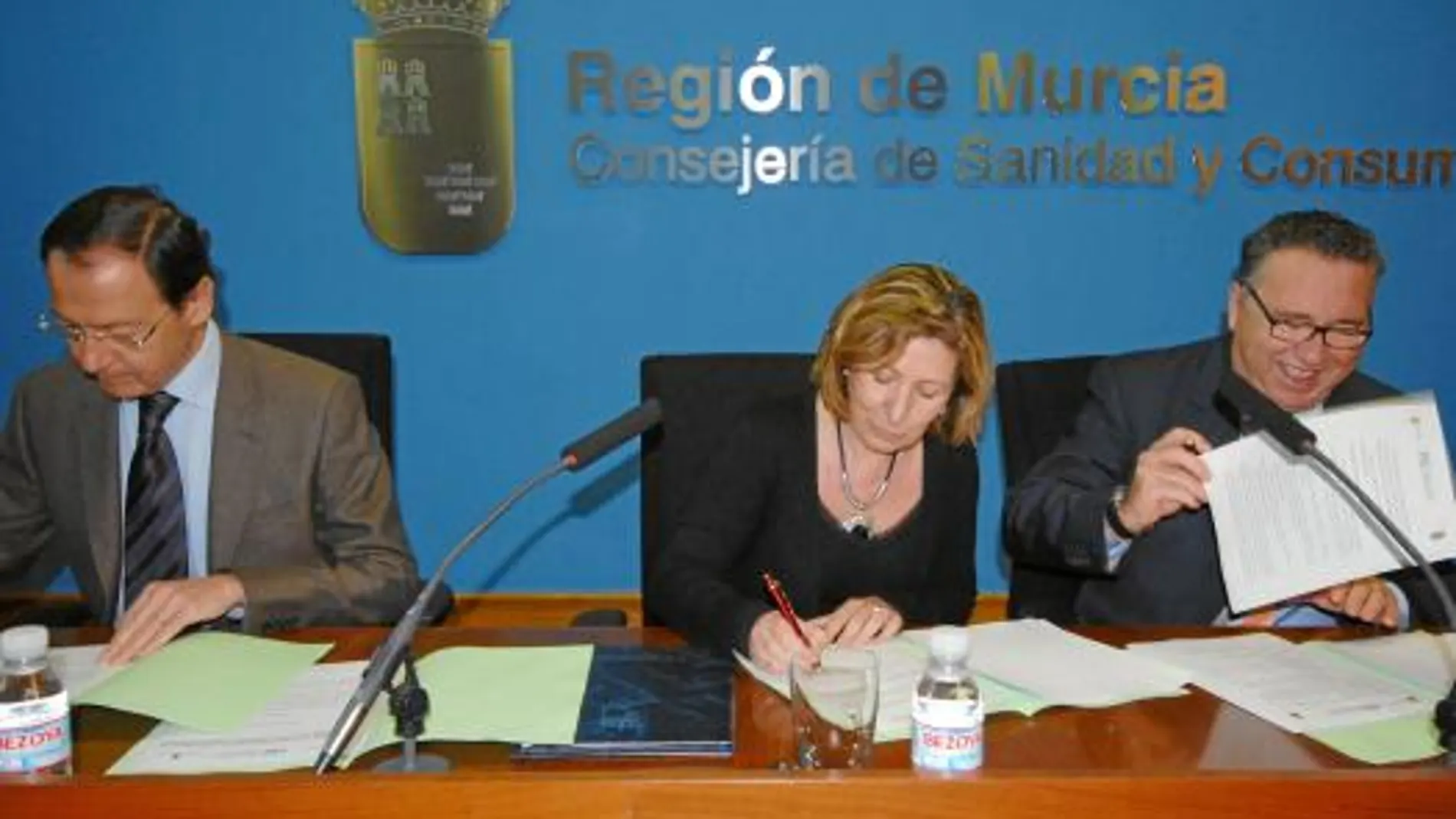 Cámara, Palacios y Contreras, firman un convenio para fomentar el deporte