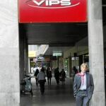 Atraco en el Vips de Orense con una recortada y un pico