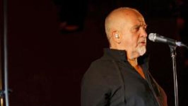 El cantante y músico británico Peter Gabriel durante el concierto que ofrecido en el Palacio de los Deportes de Madrid
