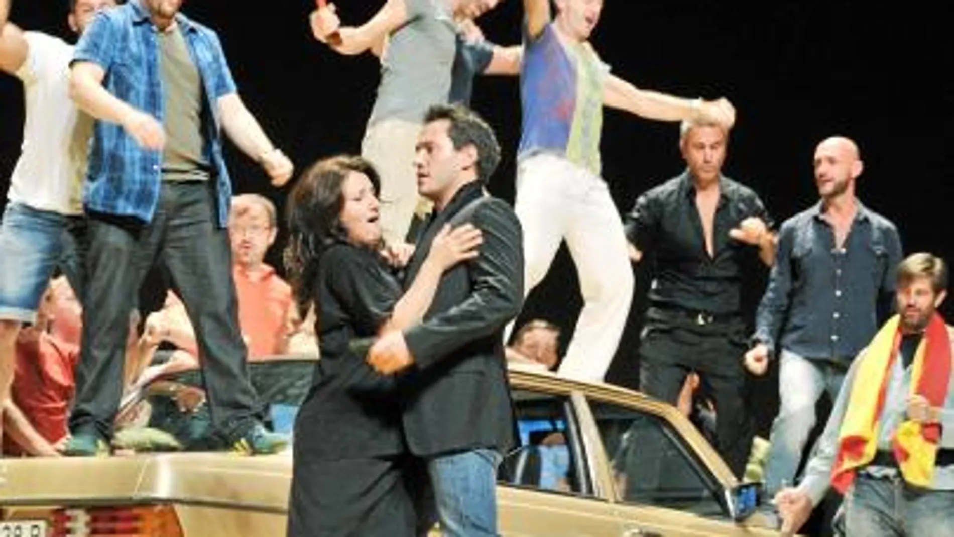 Mercedes en escena. El barítono Erwin Schrott, que interpreta a Don José, durante los ensayos del Liceo