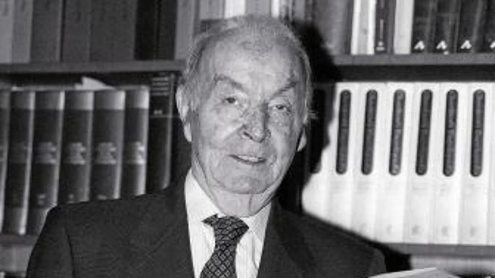 El académico Valentín García Yebra tenía 93 años