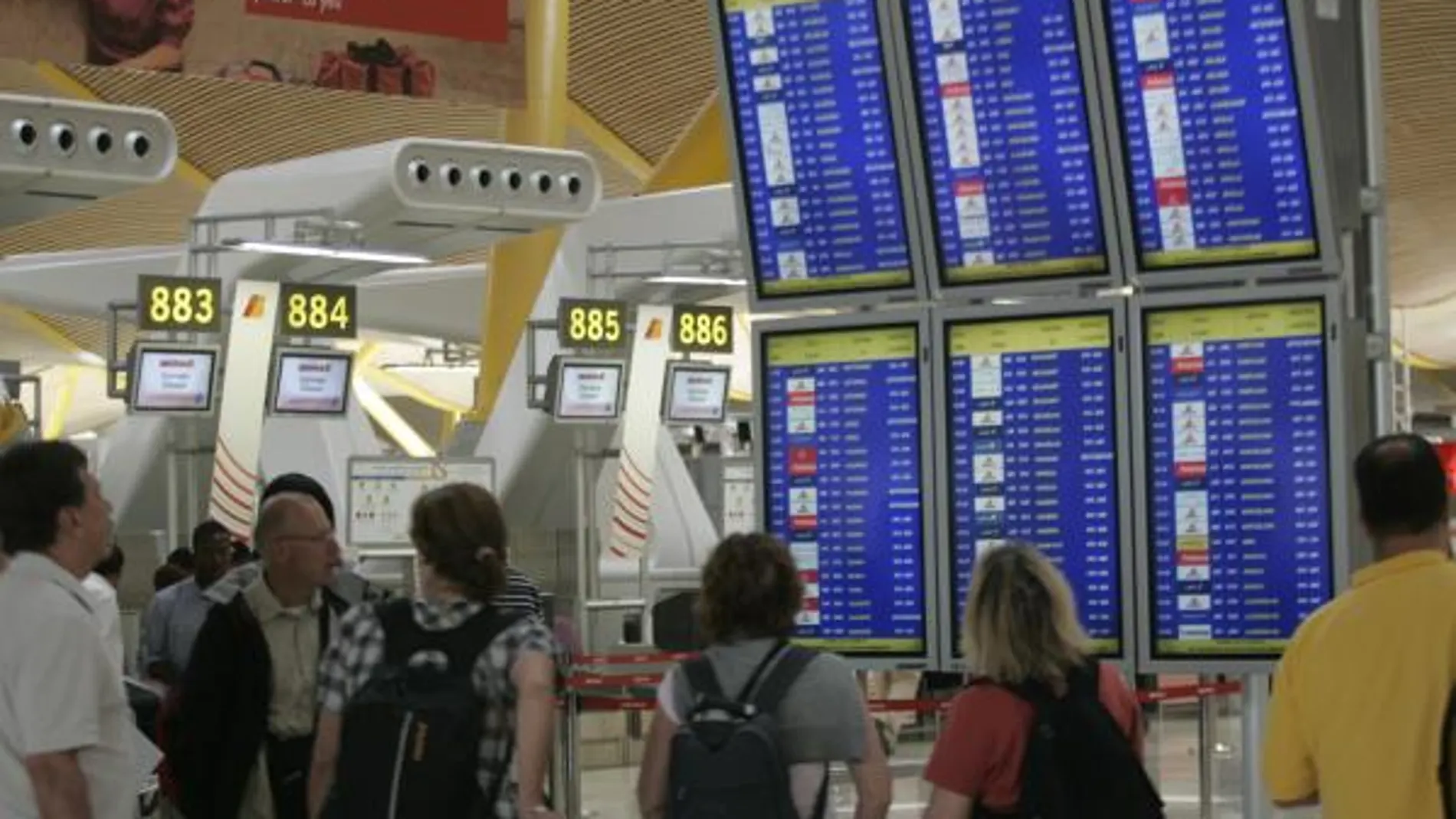 Imagen de archivo del aeropuerto de Barajas de Madrid