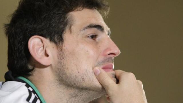 Iker Casillas, portero y capitán de la selección española de fútbol, durante la rueda de prensa que ofreció hoy