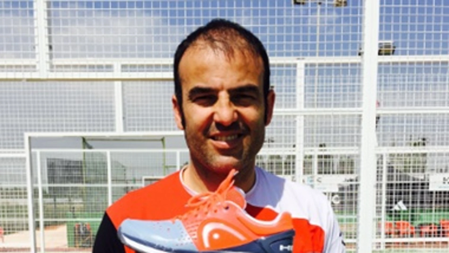 Willy Lahoz, con el calzado HEAD