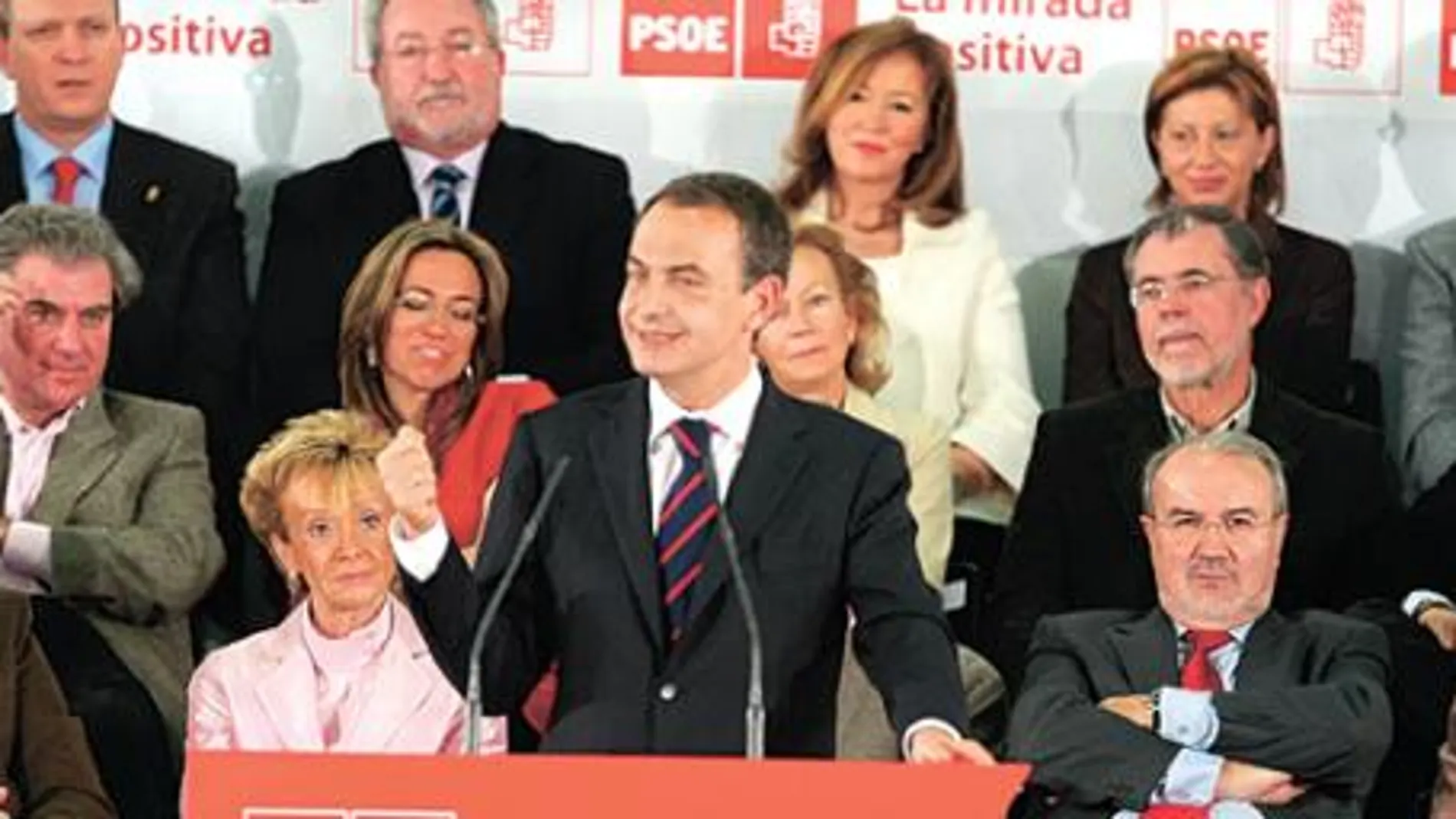 Zapatero molesto por la filtración impone el silencio en el PSOE