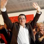 López se siente «legitimado para liderar el cambio» y no renuncia a presentar su candidatura