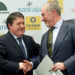 José Luis Olivas (Bancaja) y Rodrigo Rato (Caja Madrid) lideran la nueva entidad, que tiene 340.000 millones de euros en activos