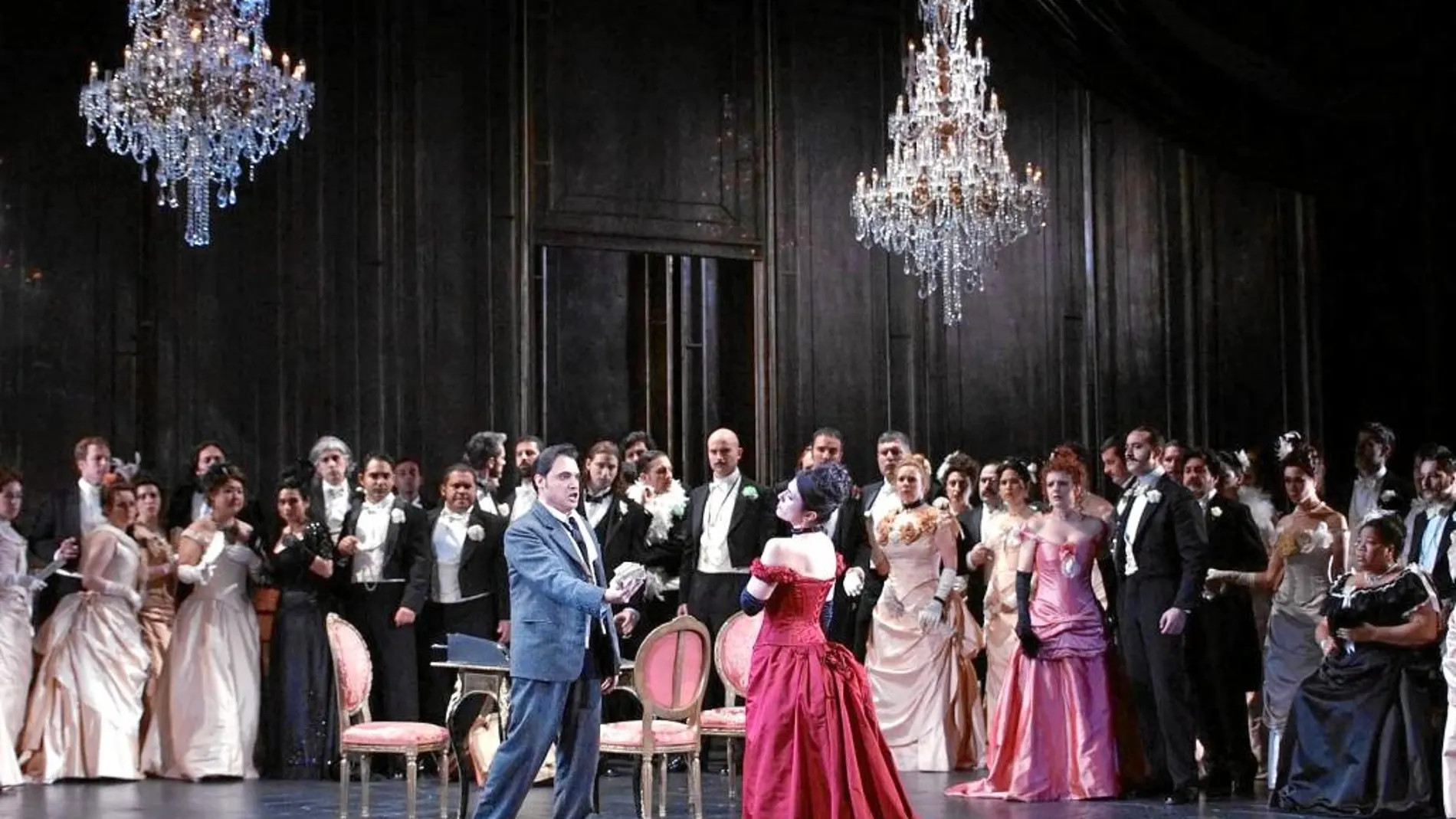 Un momento de la representación de «La Traviata», en el Teatro Real de Madrid