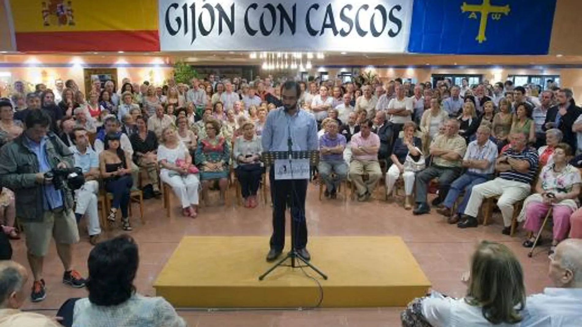 Aumenta la división en el PP asturiano por el veto a Cascos