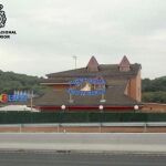 Agentes de la Policía Nacional han logrado desentramar el complejo proceso de blanqueo de dinero procedente de dos clubs de alterne en la provincia de Gerona