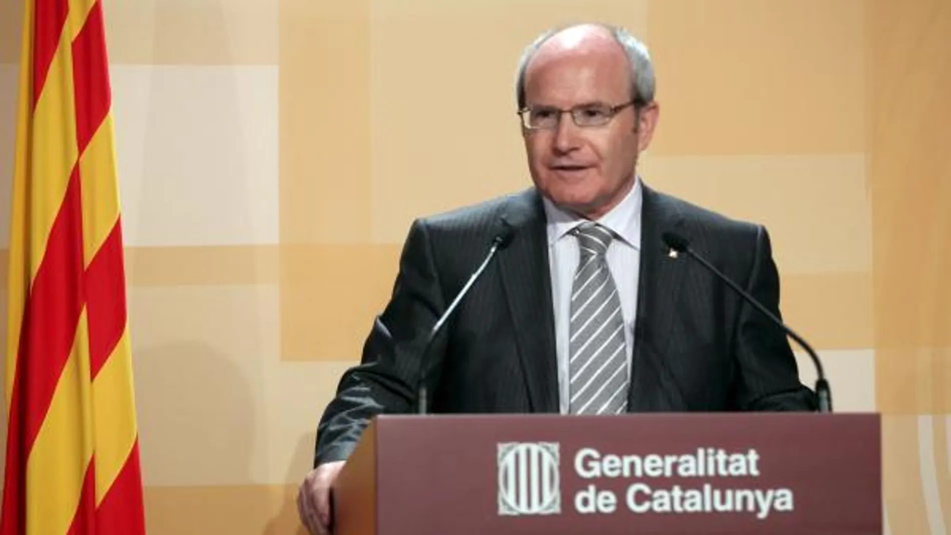 Montilla fija las elecciones el 28-N coincidiendo con el Barça-Madrid