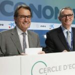 El presidente de la Generalitat, Artur Mas (i), acompañado del presidente del Círculo de Economía, Antón Costas (d), durante la inauguración de la XXXI Reunión del Círculo de Economía, hoy en Sitges