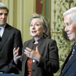 Hillary Clinton acudió ayer al Capitolio para discutir con los senadores la ratificación del Tratado START