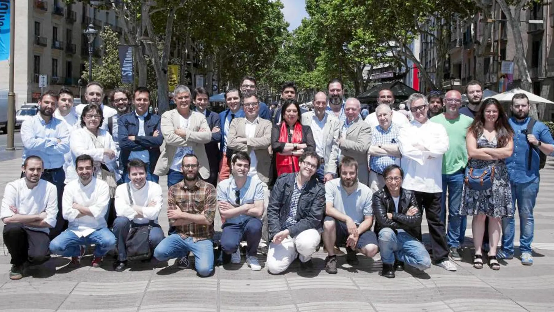 En la imagen, parte de los creadores y organizadores de la nueva edición del Tast a la Rambla