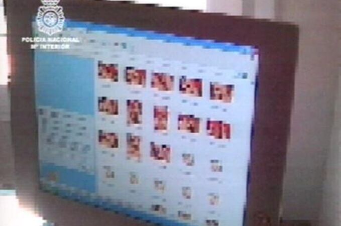 Fotografía de archivo de una operación de la Policía Nacional contra la pornografía infantil