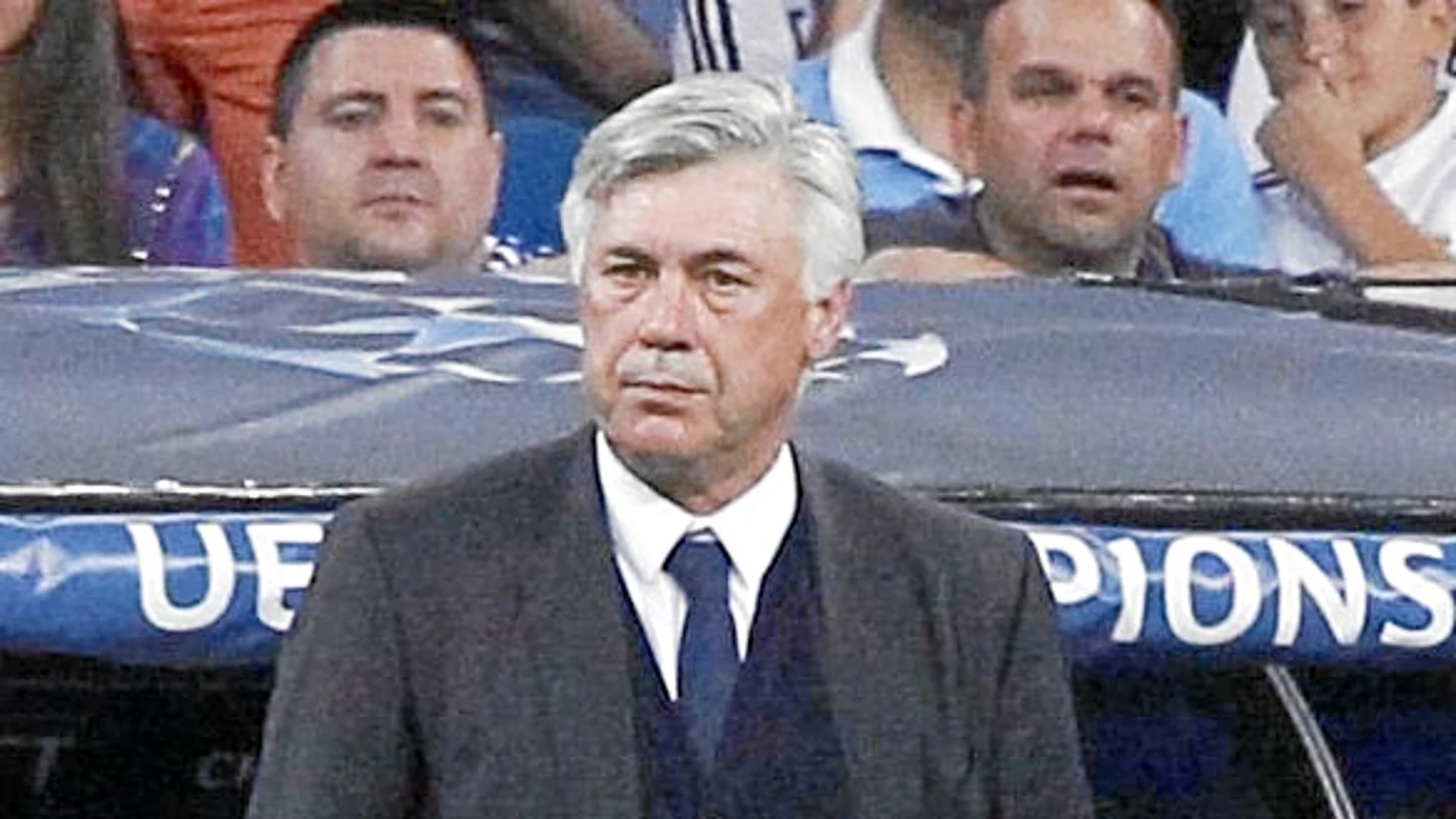El técnico del Madrid, durante el encuentro