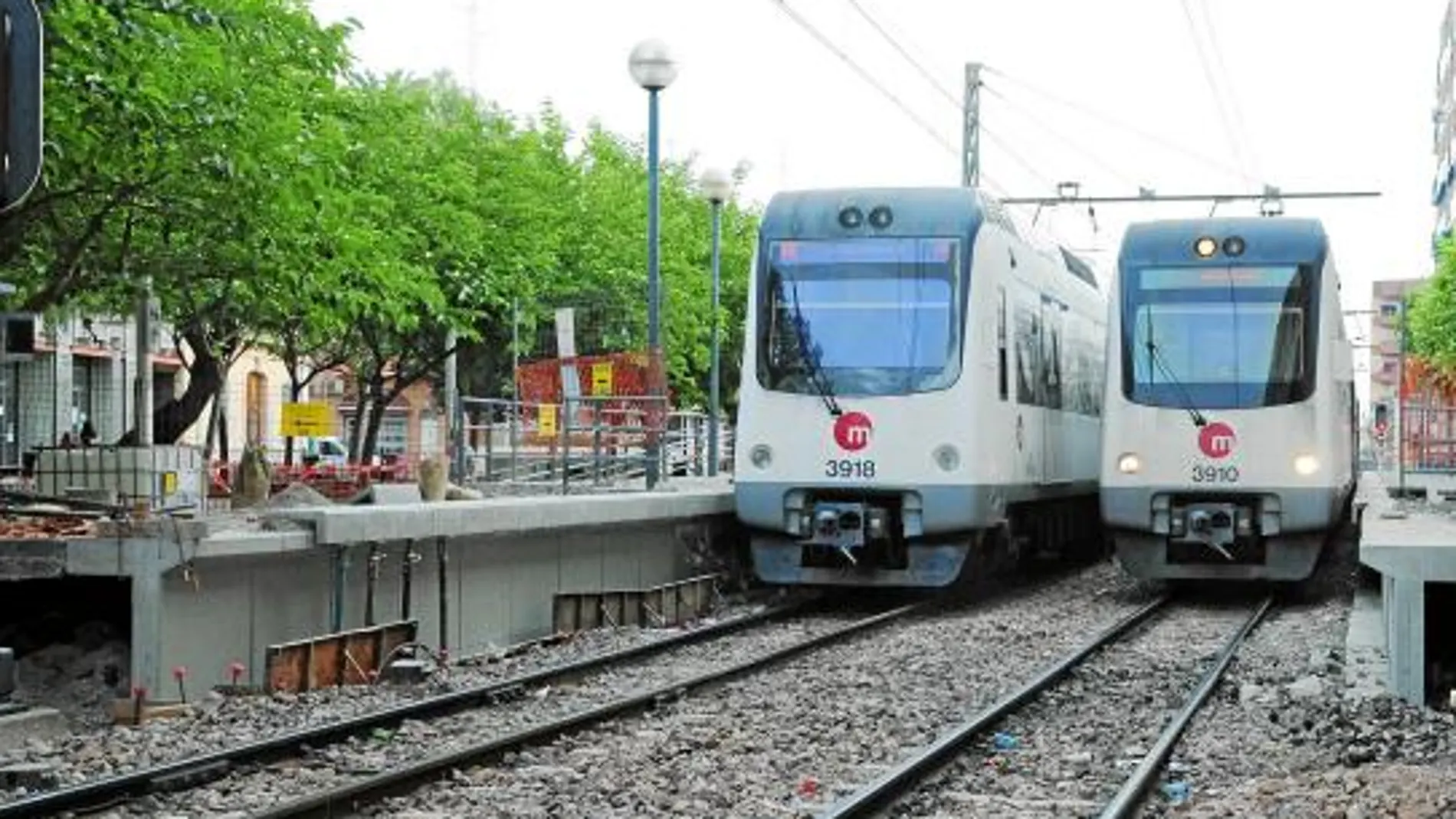 FGV amplía los andenes para que circulen trenes de mayor capacidad