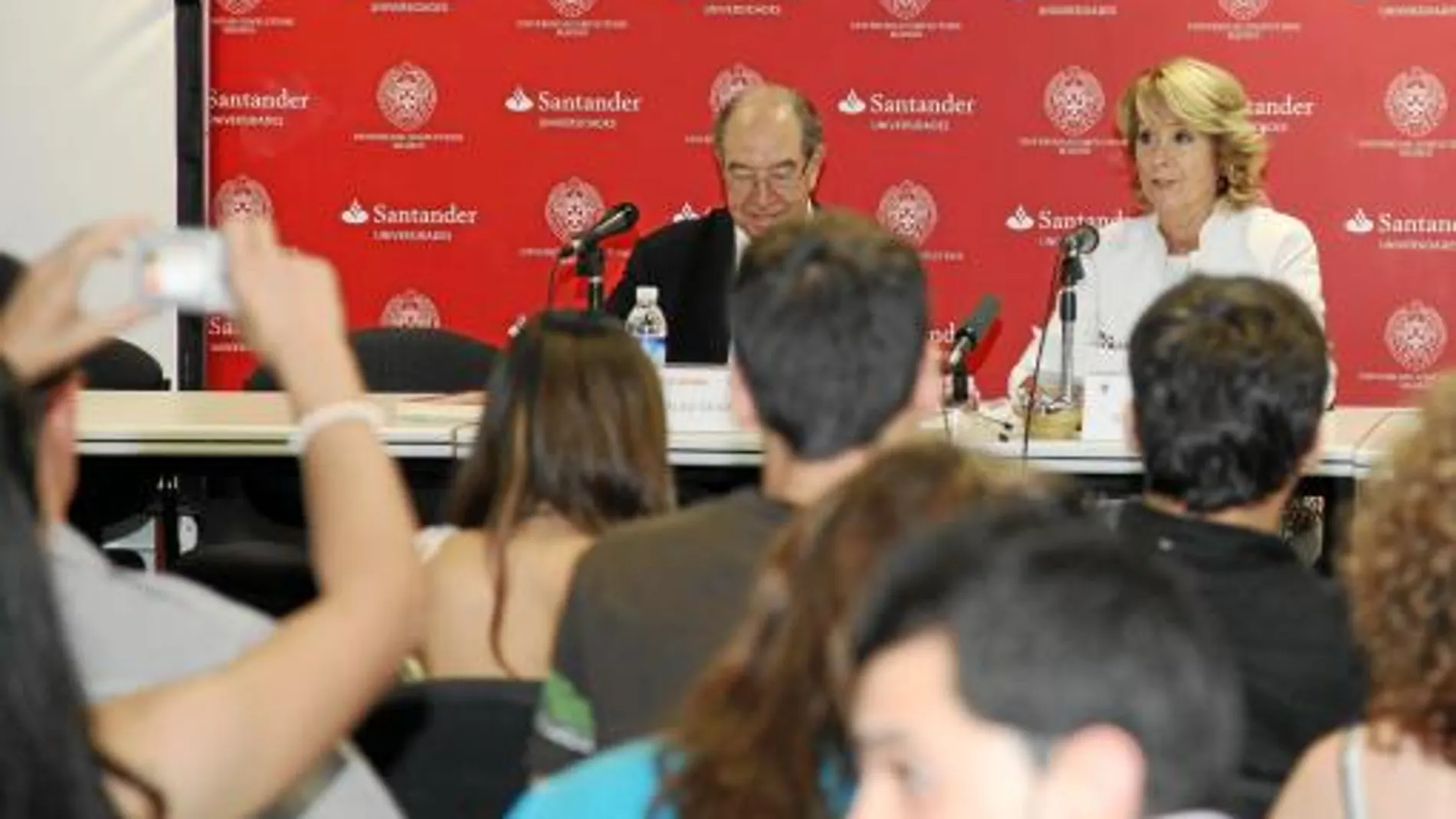 Aguirre pide la dimisión de la «número dos» de Tomás Gómez