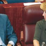 Aguirre refuerza a su vicepresidente