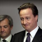 Cameron prepara a los británicos: «Habrá recortes dolorosos»