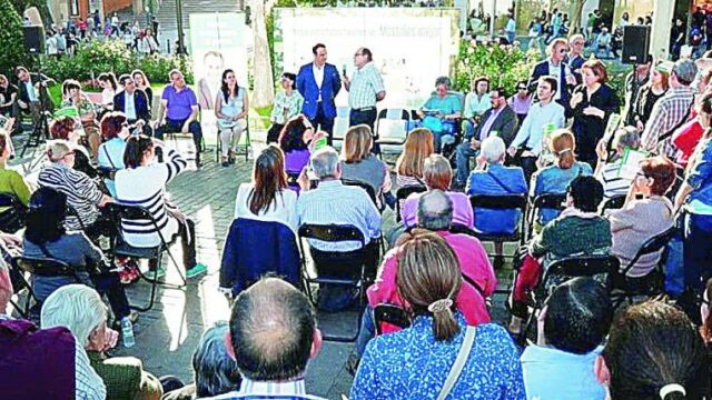El candidato a la alcaldía de Móstoles ha querido que las iniciativas de los vecinos estén en su programa electoral