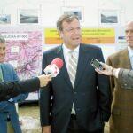 La Junta refuerza infraestructuras frente al «tijeretazo» del Gobierno