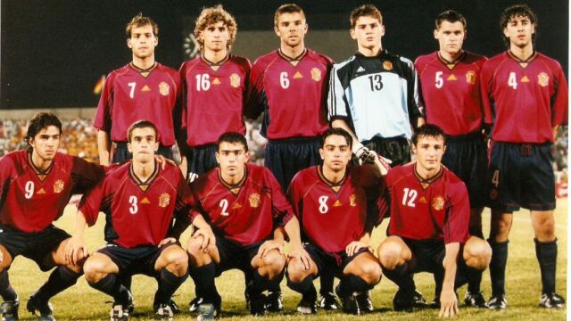 Casillas (13), Marchena (6) o Xavi (8) explotaron en el único título mundial sub-20 que tiene en su poder España en Nigeria´99