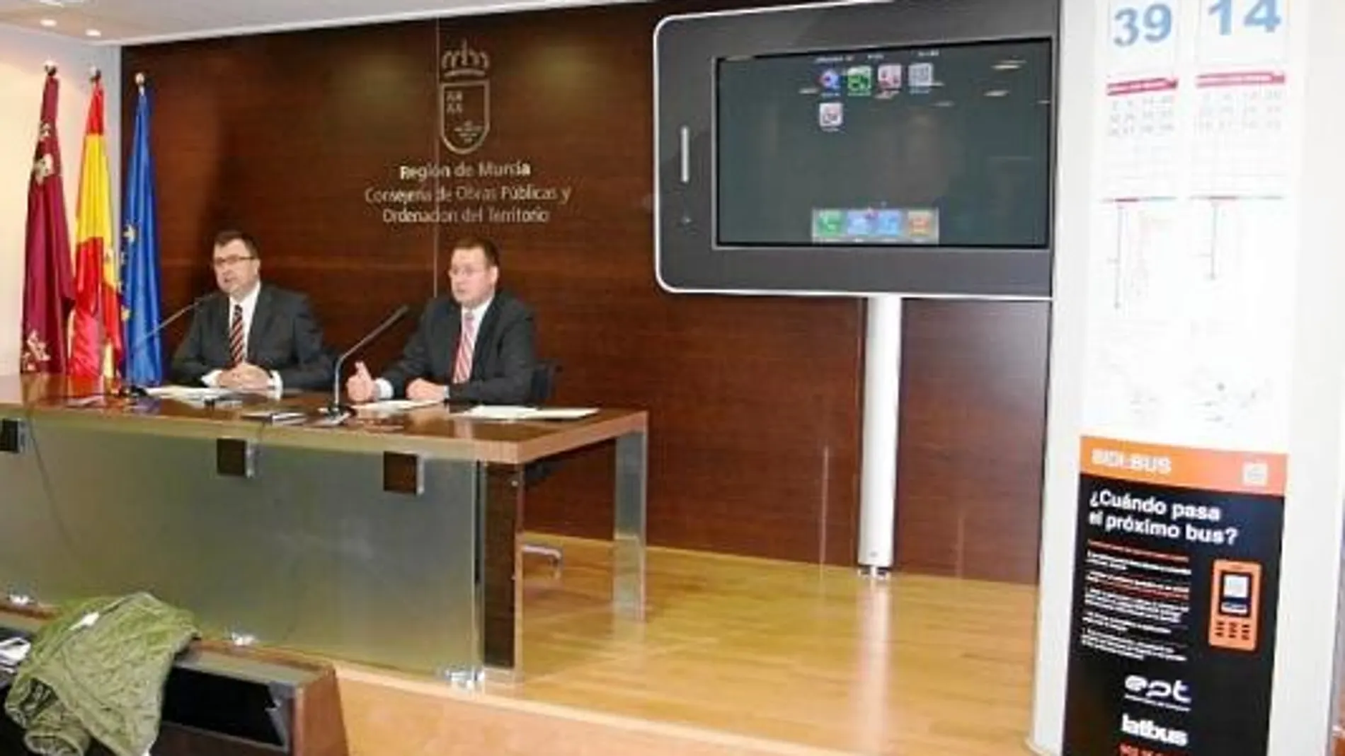 El Unibono es una de las medidas del Plan de Impulso al Transporte Público de la Región de Murcia desarrollado por el Ejecutivo regional.