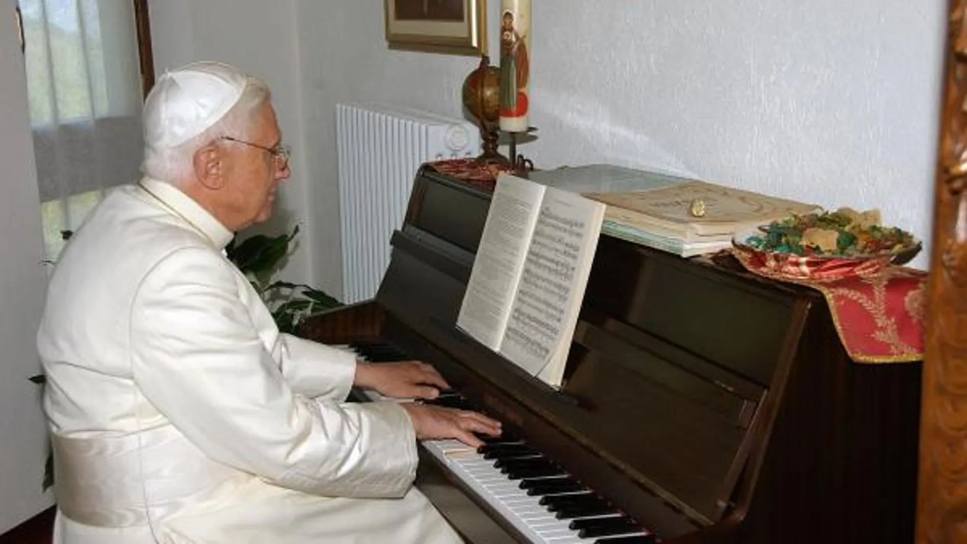El Papa alaba la fe de Mozart expresada en su «Réquiem»