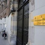 Entrada del Centro Pastoral Diocesano, donde vive el excardenal Godfried Dannels, cerca de la sede del arzobispado de Malinas-Bruselas