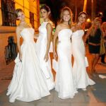 La moda nupcial salió de los «ateliers» y se paseó por las principales calles de Madrid