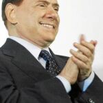 Berlusconi pide al presidente italiano el cese de Fini