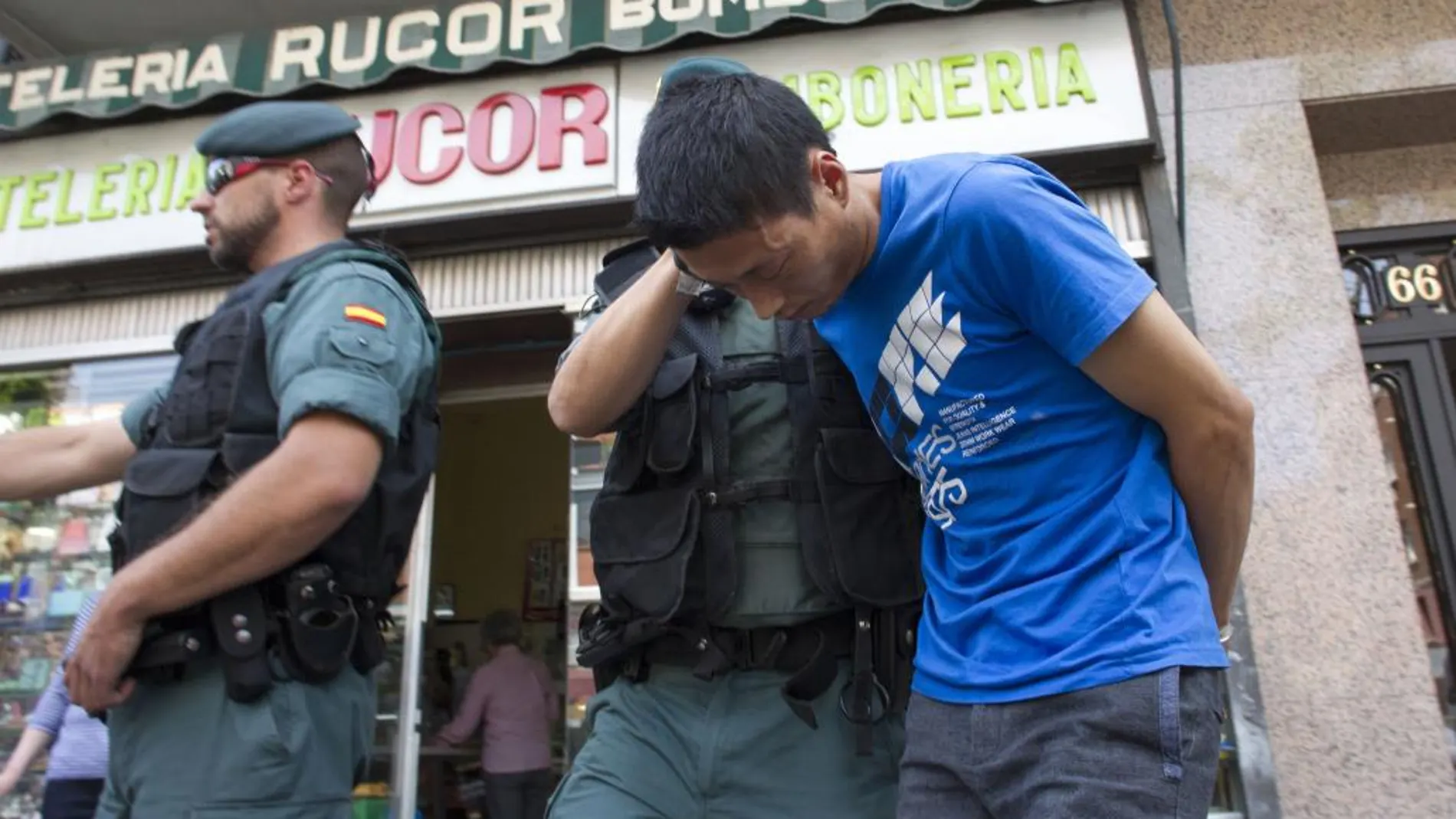 Al menos otro ciudadano chino ha sido detenido tras un registro en Vallecias