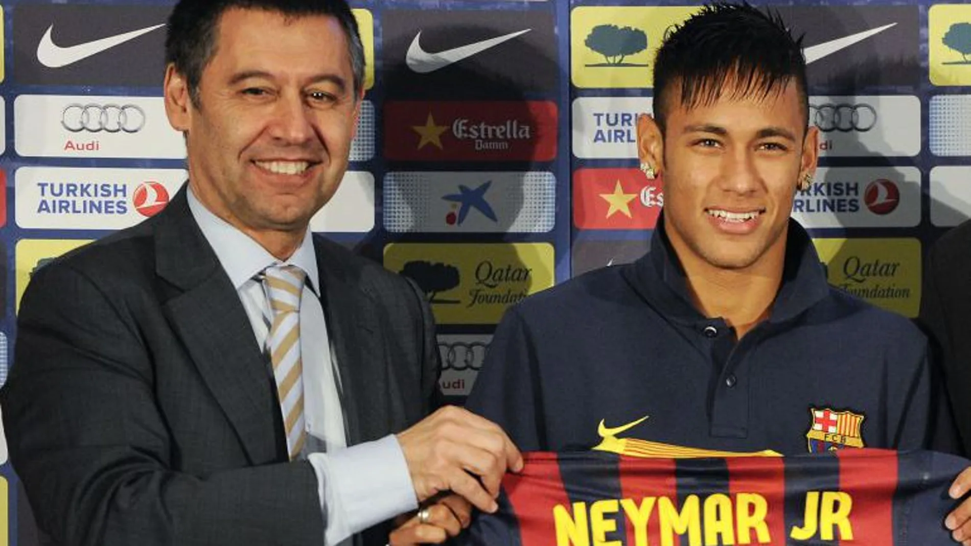 Neymar, el día de su presentación como nuevo jugador del Barça