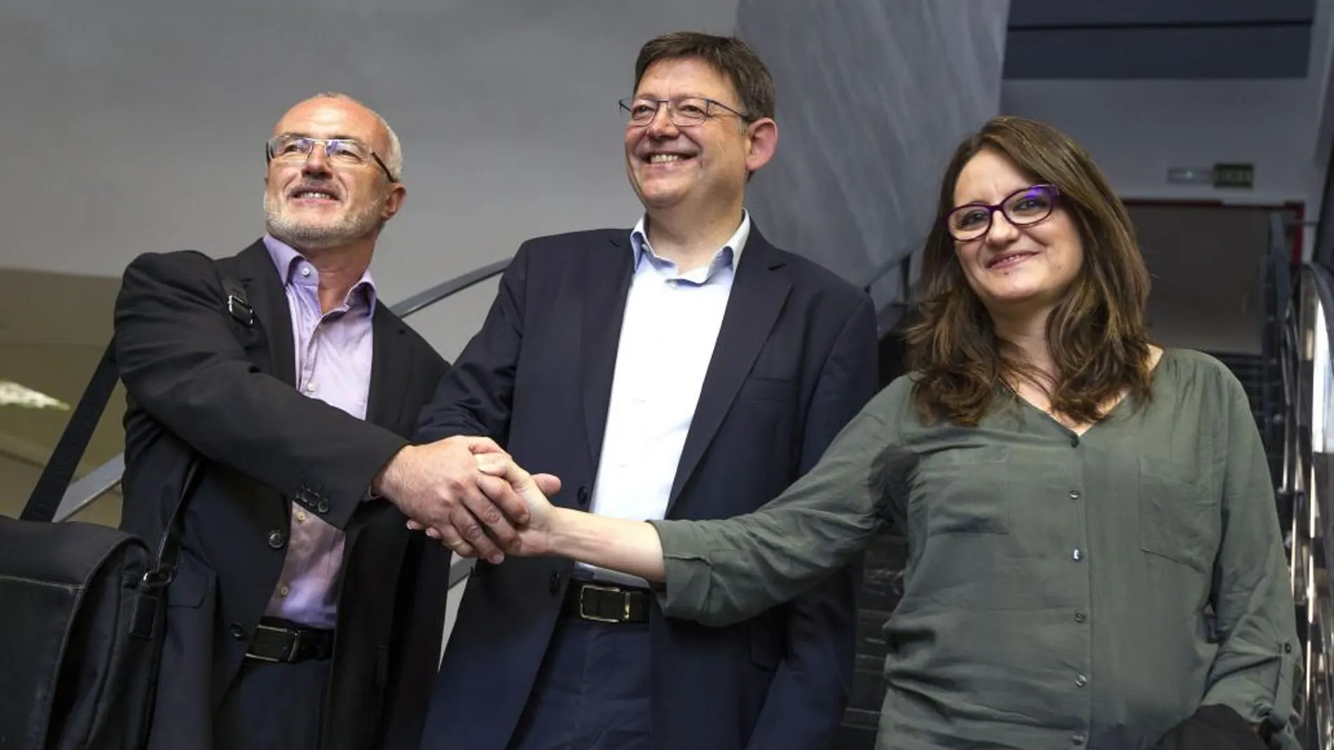 Los candidatos a la Presidencia de la Generalitat del PSPV, Ximo Puig (centro); Compromís, Mónica Oltra; y Podemos, Antonio Montiel.
