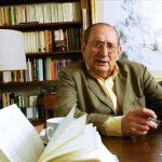 Ramón García presenta una biografía «conversada» de Miguel Delibes