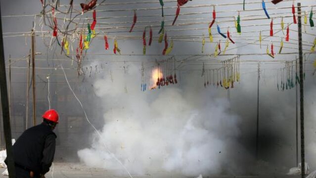 El humo de los fuegos artificiales contiene varios metales peligrosos