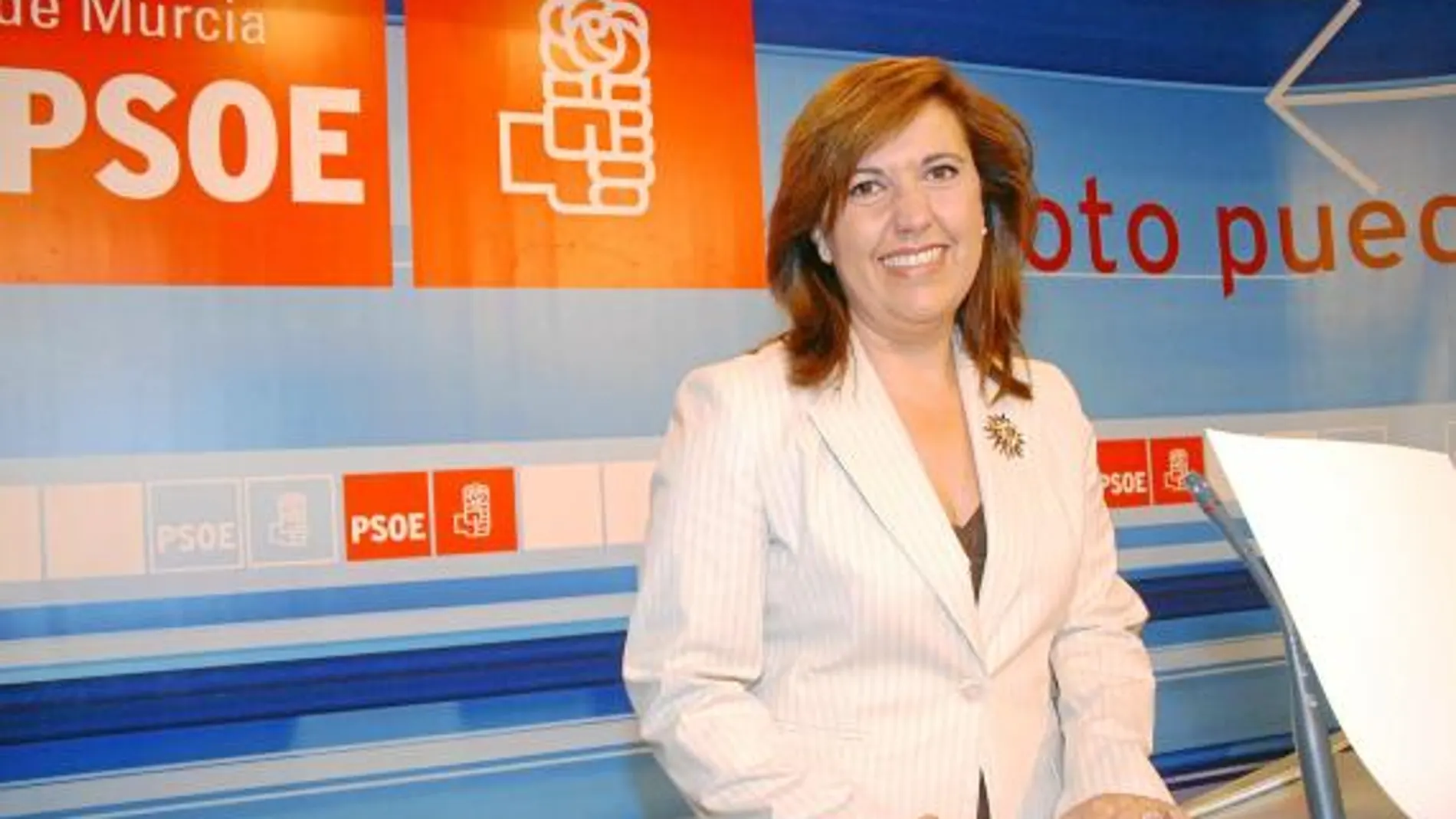 Alarcón explicó que deja la política para dejar paso a otros mejores que ella