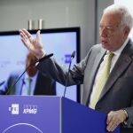 El ministro español de Asuntos Exteriores, José Manuel García-Margallo, durante su intervención esta mañana en el Foro de Líderes que organizan la Agencia EFE y KPMG.