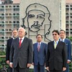 Moratinos hablará de presos en Cuba pero esquivará a los disidentes