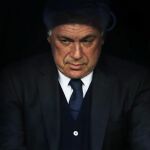 Carlo Ancelotti, en el banquillo del Bernabéu frente al Málaga, donde vio caer a Modric y Bale