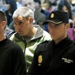 Absueltos los etarras de la T-4 por intentar atentar en Azca en Madrid