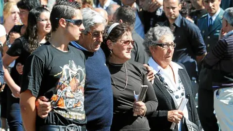 La familia, destrozada, daba ayer su último adiós a Miguel Jorge Piñeiro