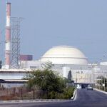 Irán pone en marcha la central nuclear de Bushehr