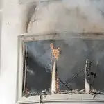  Un «sin papeles» salva a una anciana de las llamas