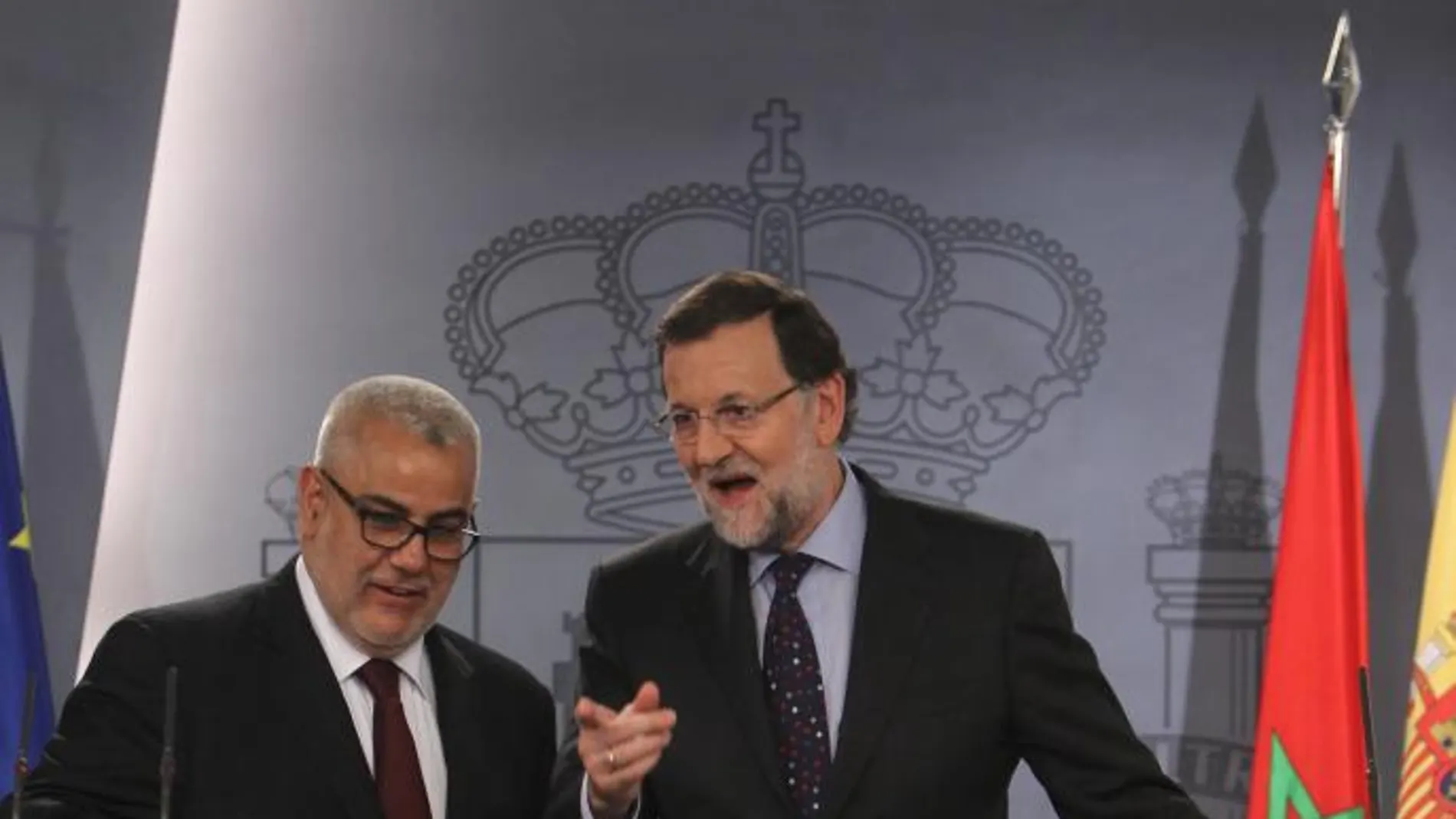 El presidente del Gobierno, Mariano Rajoy, y el primer ministro marroquí, Abdelilah Benkirán