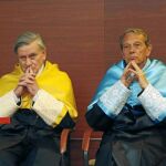 Valentí Fuster y Joaquín Navarro-Valls, ayer en la ceremonia de investidura